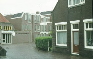 054649.jpg