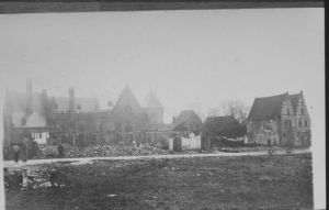 1931
Sloop restanten Conservenfabriek na brand 1 Aug 1931. Rechts kaaspakhuizen 'Padang', ook in 1931 gesloopt.
