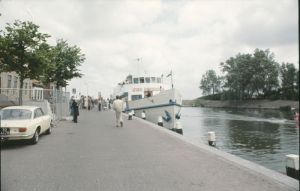 065247.jpg